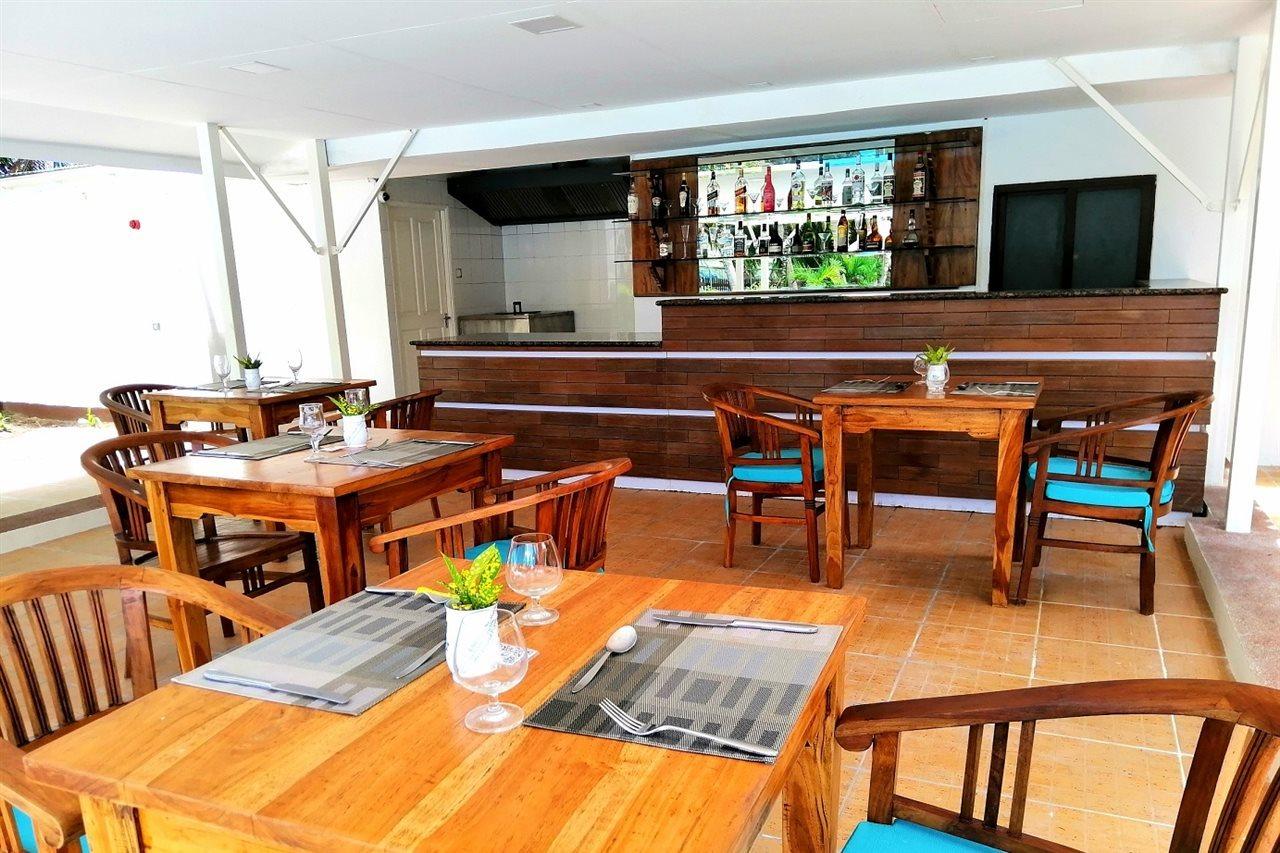 Le Relax Beach Resort Grand Anse  Exteriör bild