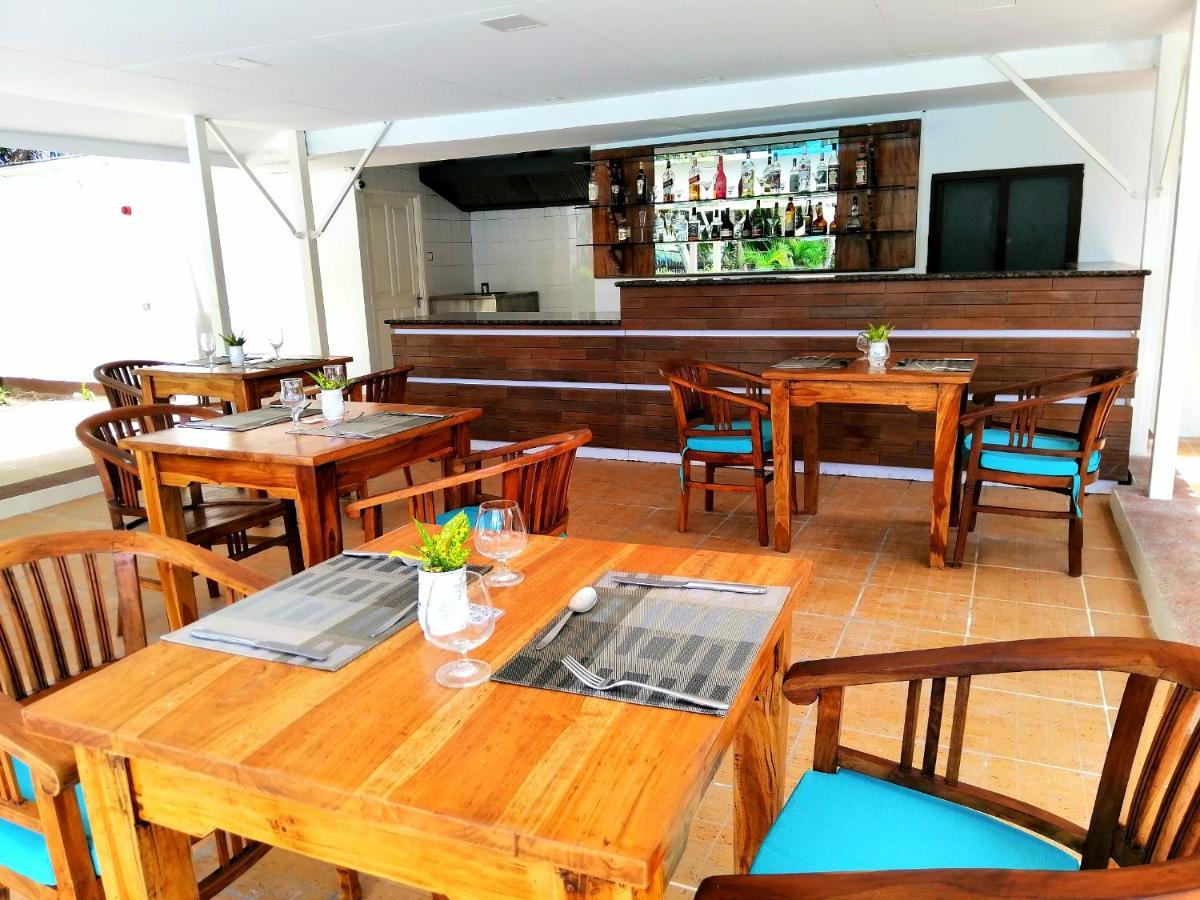 Le Relax Beach Resort Grand Anse  Exteriör bild