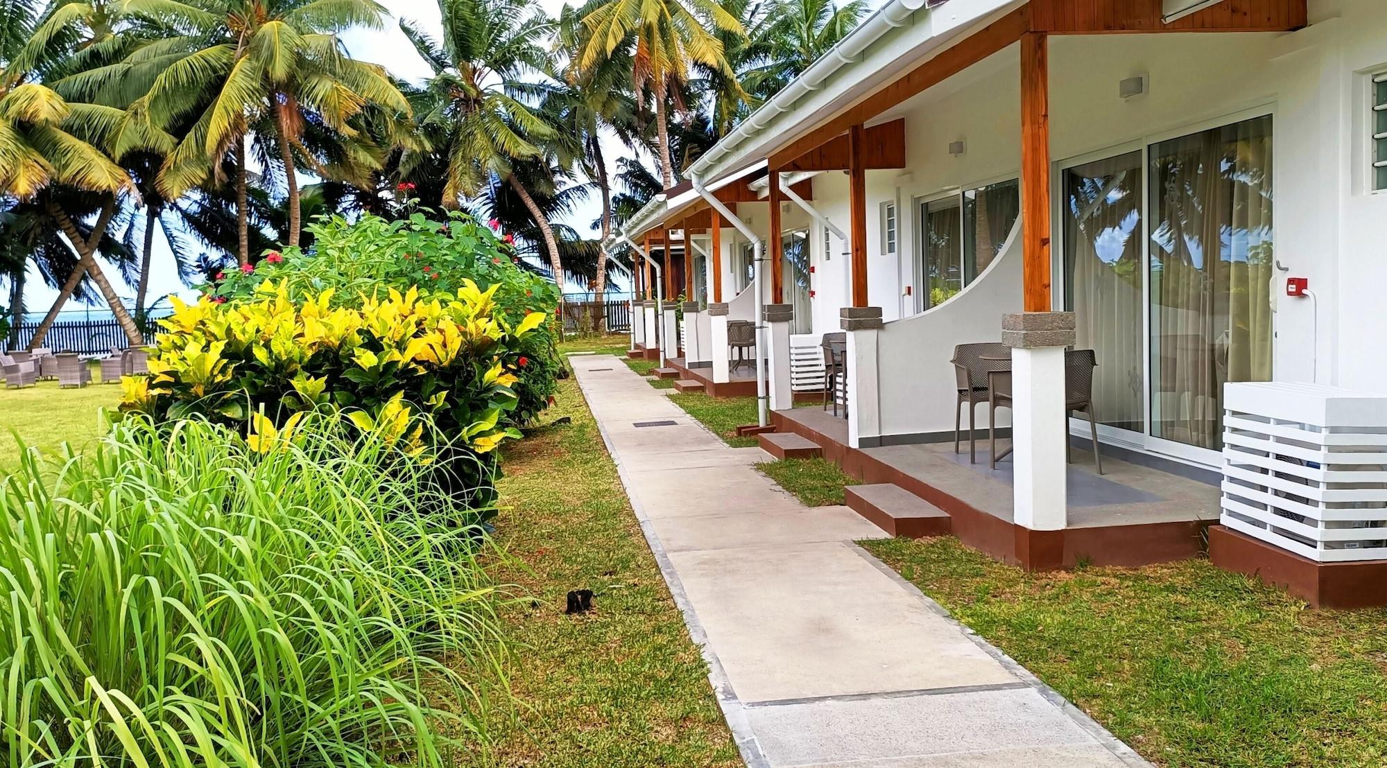 Le Relax Beach Resort Grand Anse  Exteriör bild