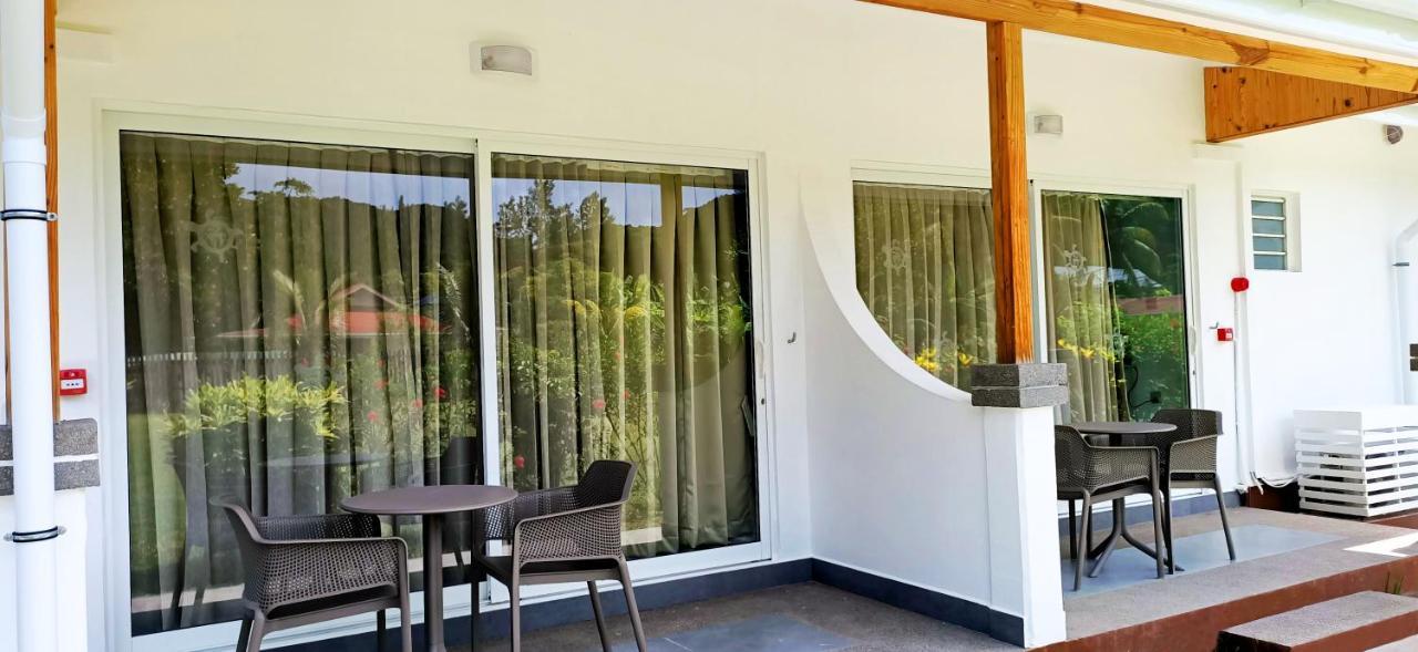 Le Relax Beach Resort Grand Anse  Exteriör bild